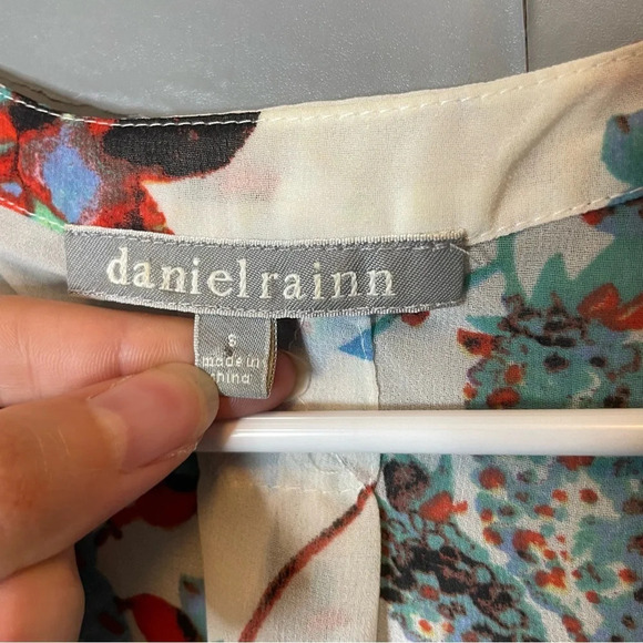 Daniel Rainn Malaika Henley Blouse size small - Picture 11 of 11